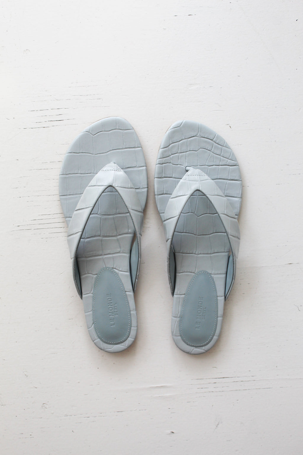 Le Monde Béryl Flat Thong Sandal - Blue