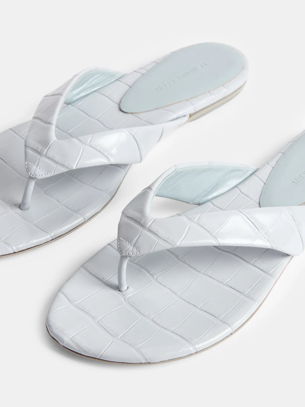 Le Monde Béryl Flat Thong Sandal - Blue