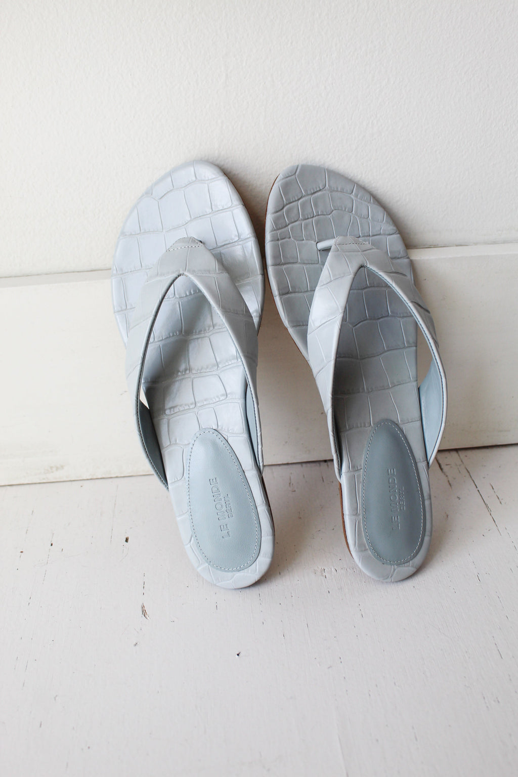 Le Monde Béryl Flat Thong Sandal - Blue