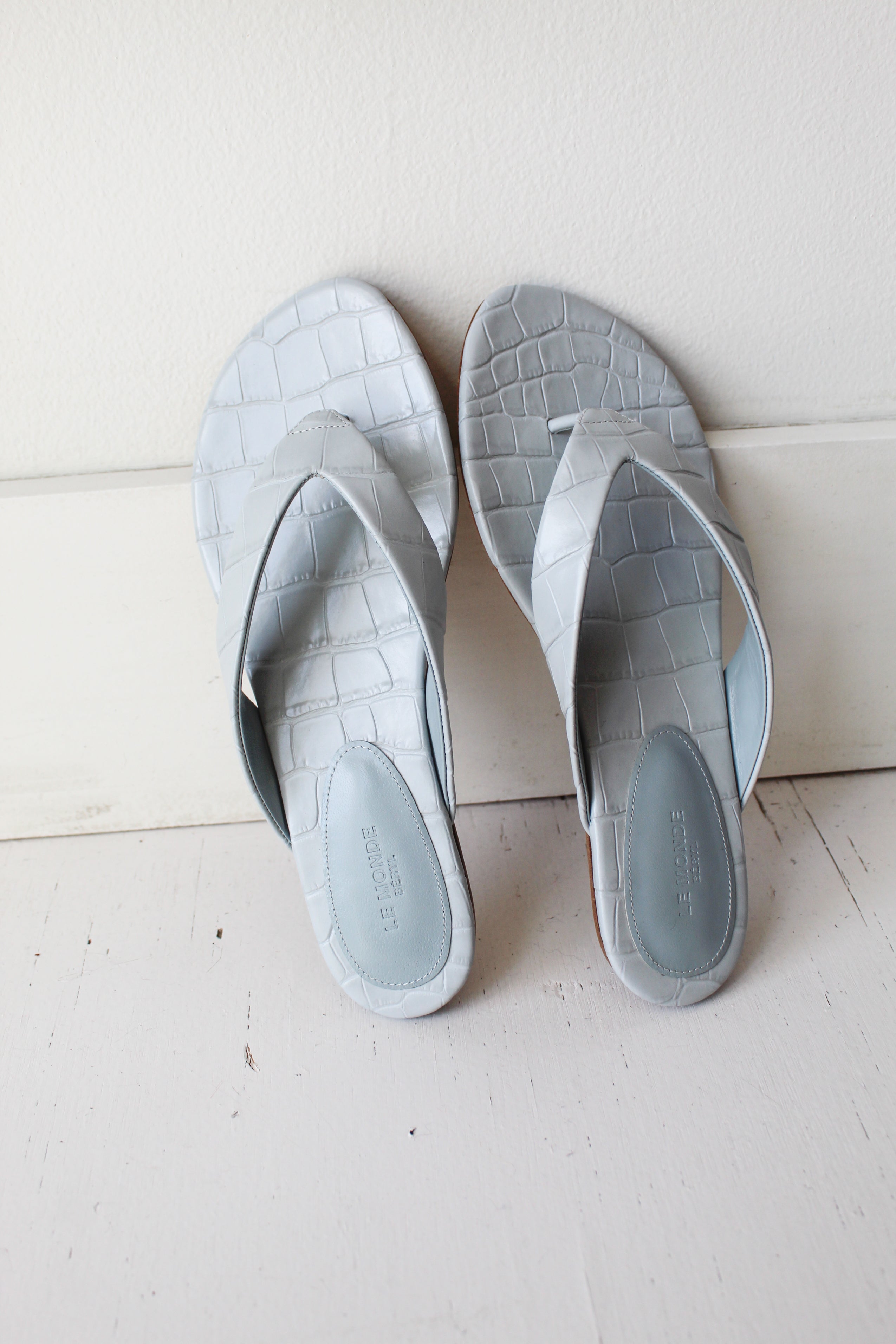 Le Monde Béryl Flat Thong Sandal - Blue