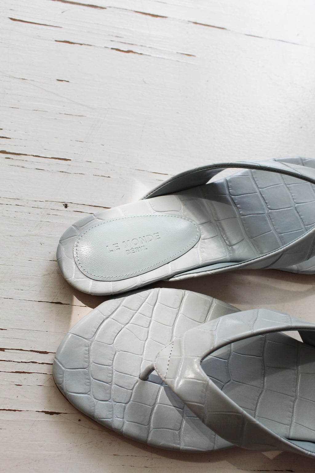 Le Monde Béryl Flat Thong Sandal - Blue
