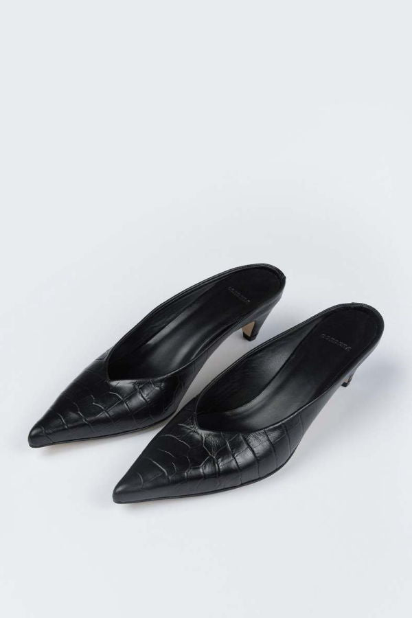 Cordera Leather Pointy Mule Crocodile