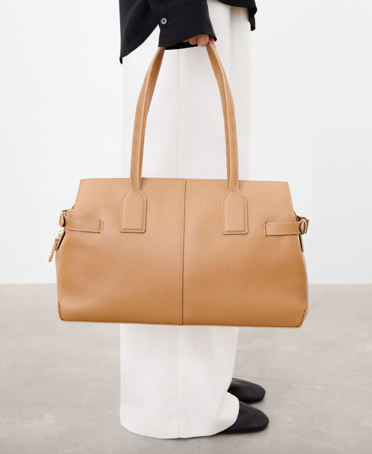 Flattered Lisa Bowler Bag Grained Leather