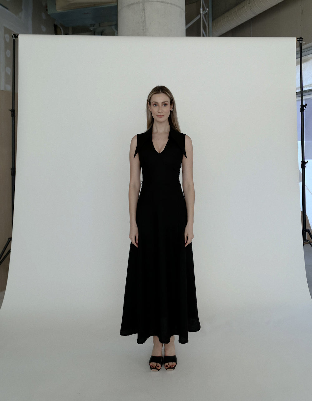 MAET AMARI Sleeveless Maxi Linen Dress - Black