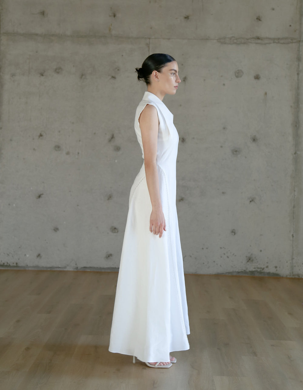 MAET AMARI Sleeveless Maxi Linen Dress - White