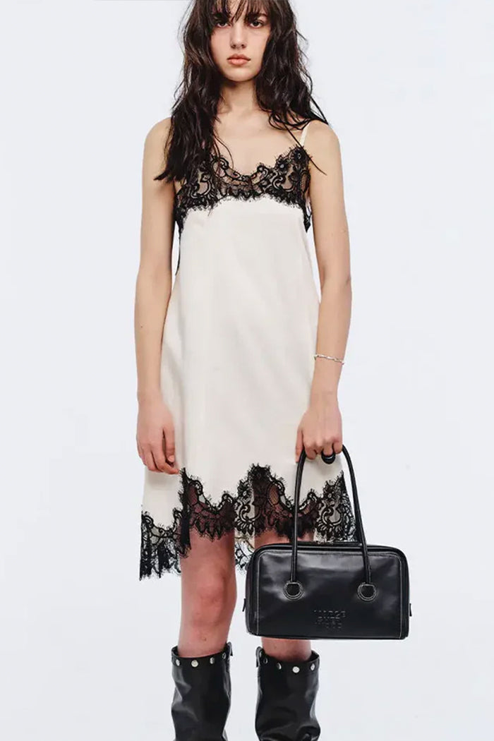 MARGESHERWOOD Small Soft Boston Handbag - Black Plain