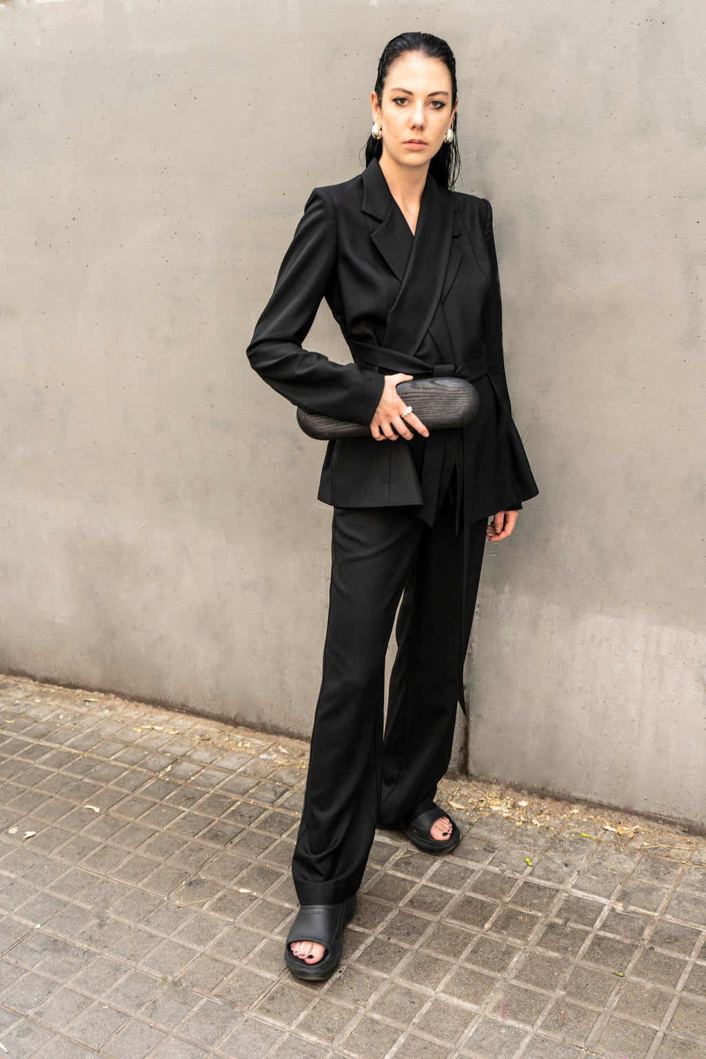 K M by L A N G E Mariupol  Wool Belt  Blazer - Black