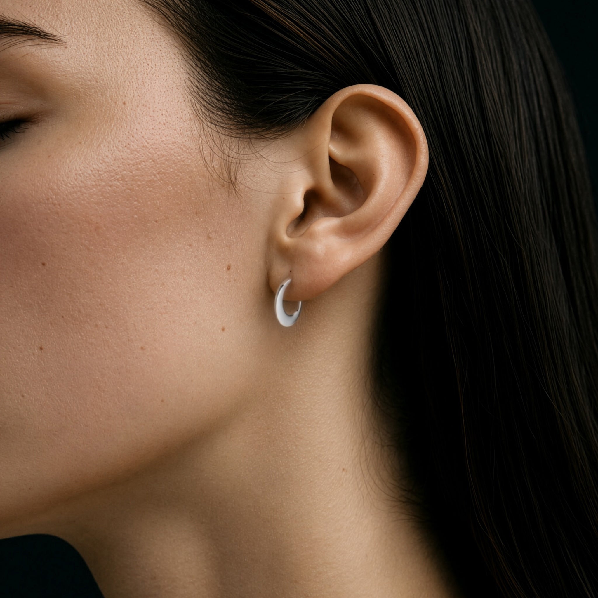 MING YU WANG Crest Earrings