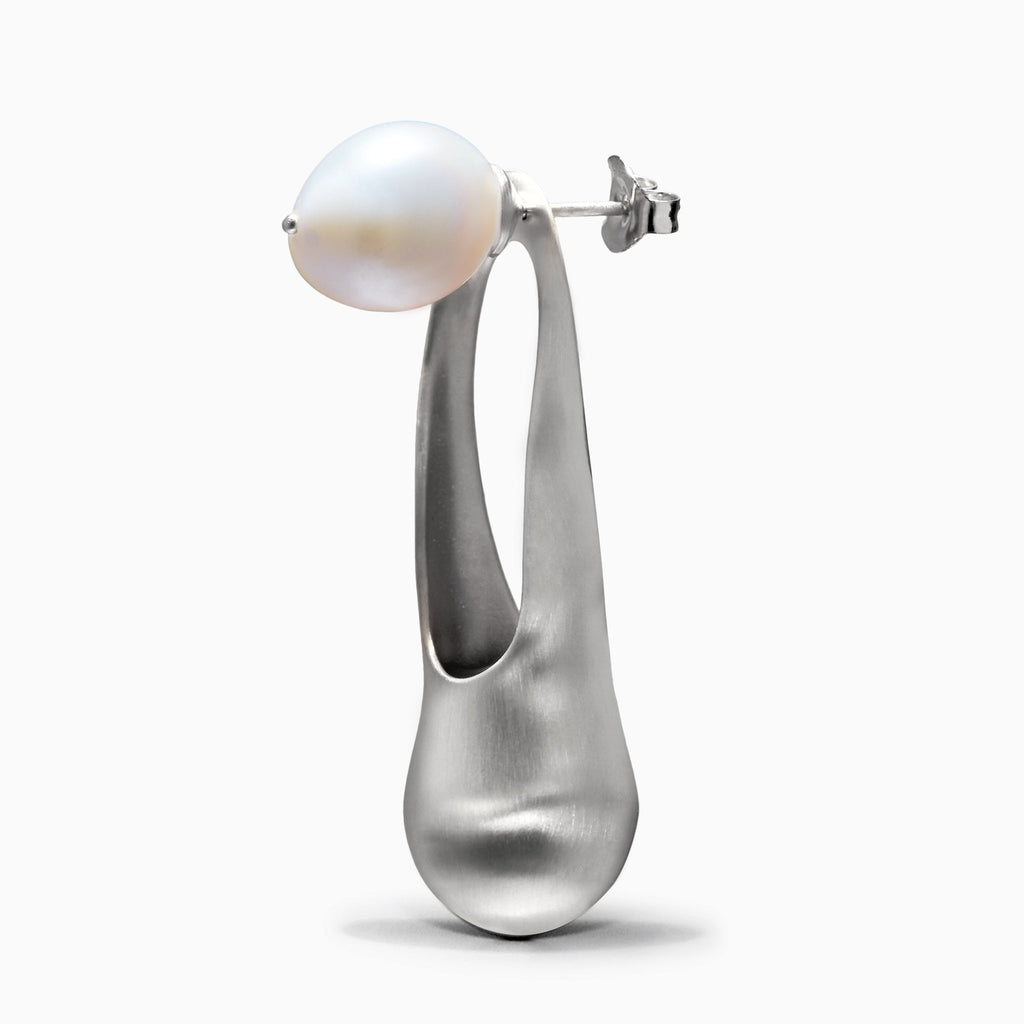 MING YU WANG Mother Earrings - SILVER/PEARL