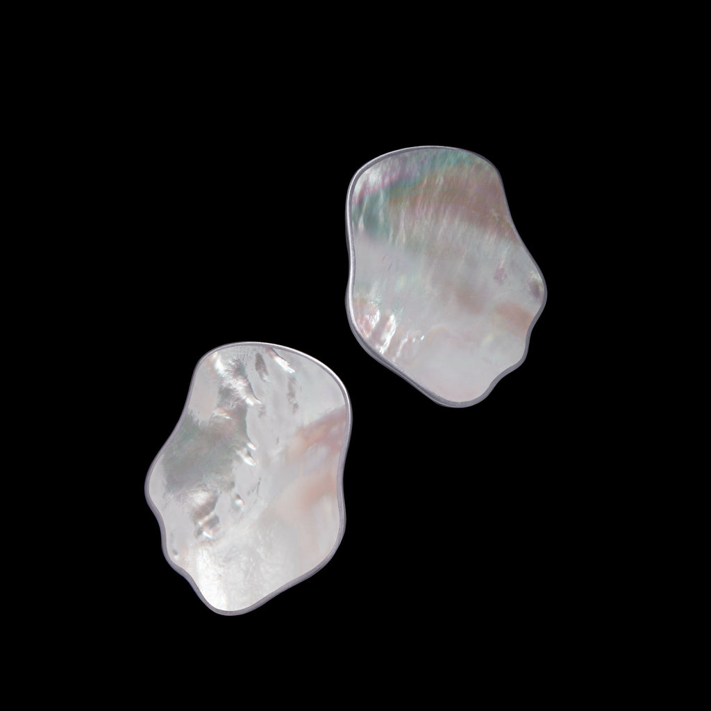 MING YU WANG Wynona Earrings - Silver/Mother of Pearl Inlay