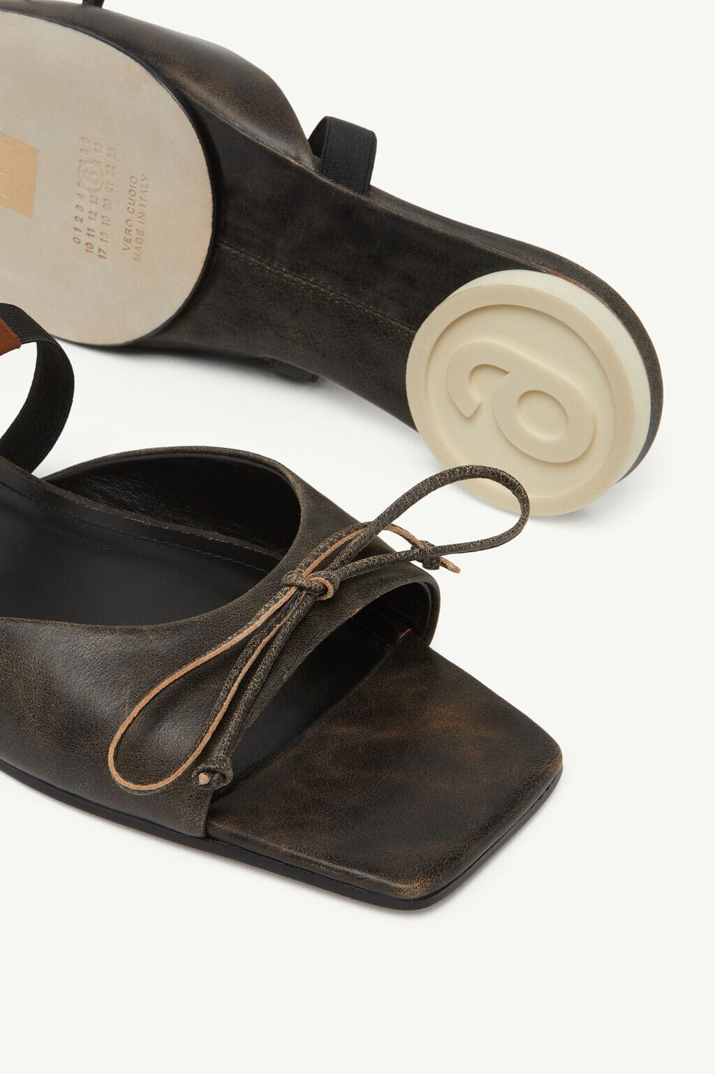 MM6 Maison Margiela Bow-Detailed Leather Slingback Shoes