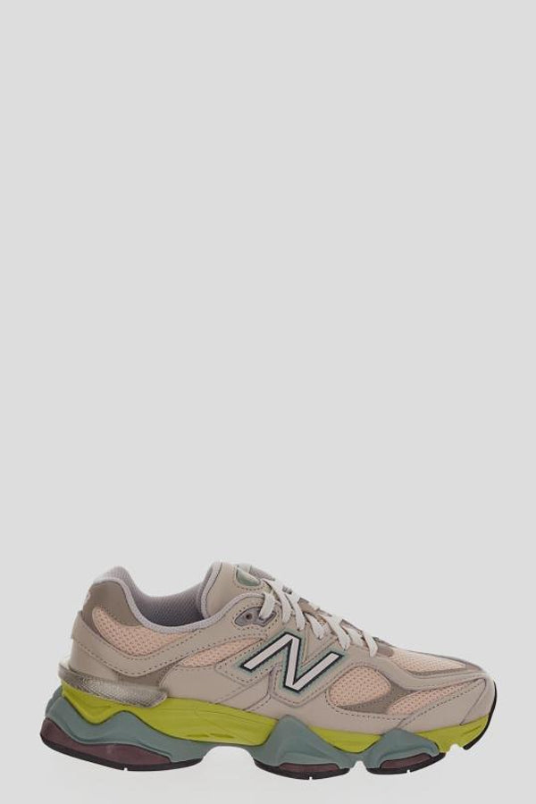 New Balance Moonbeam Sneakers