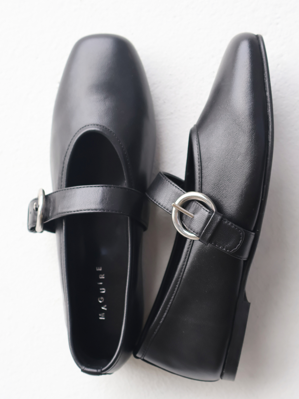 Maguire Aveiro Black Ballerina - Black