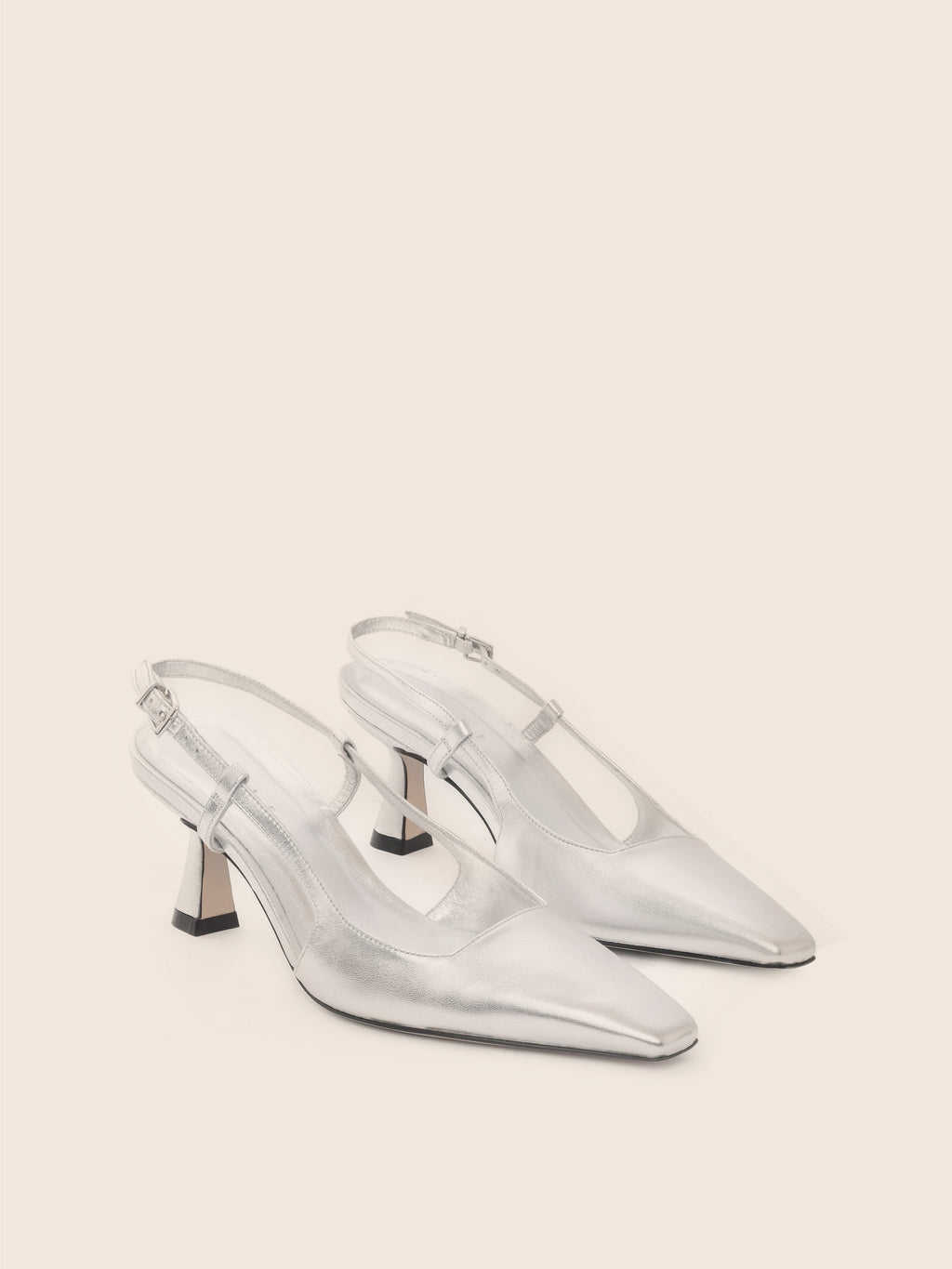 Maguire Bahia Silver Pump - Silver