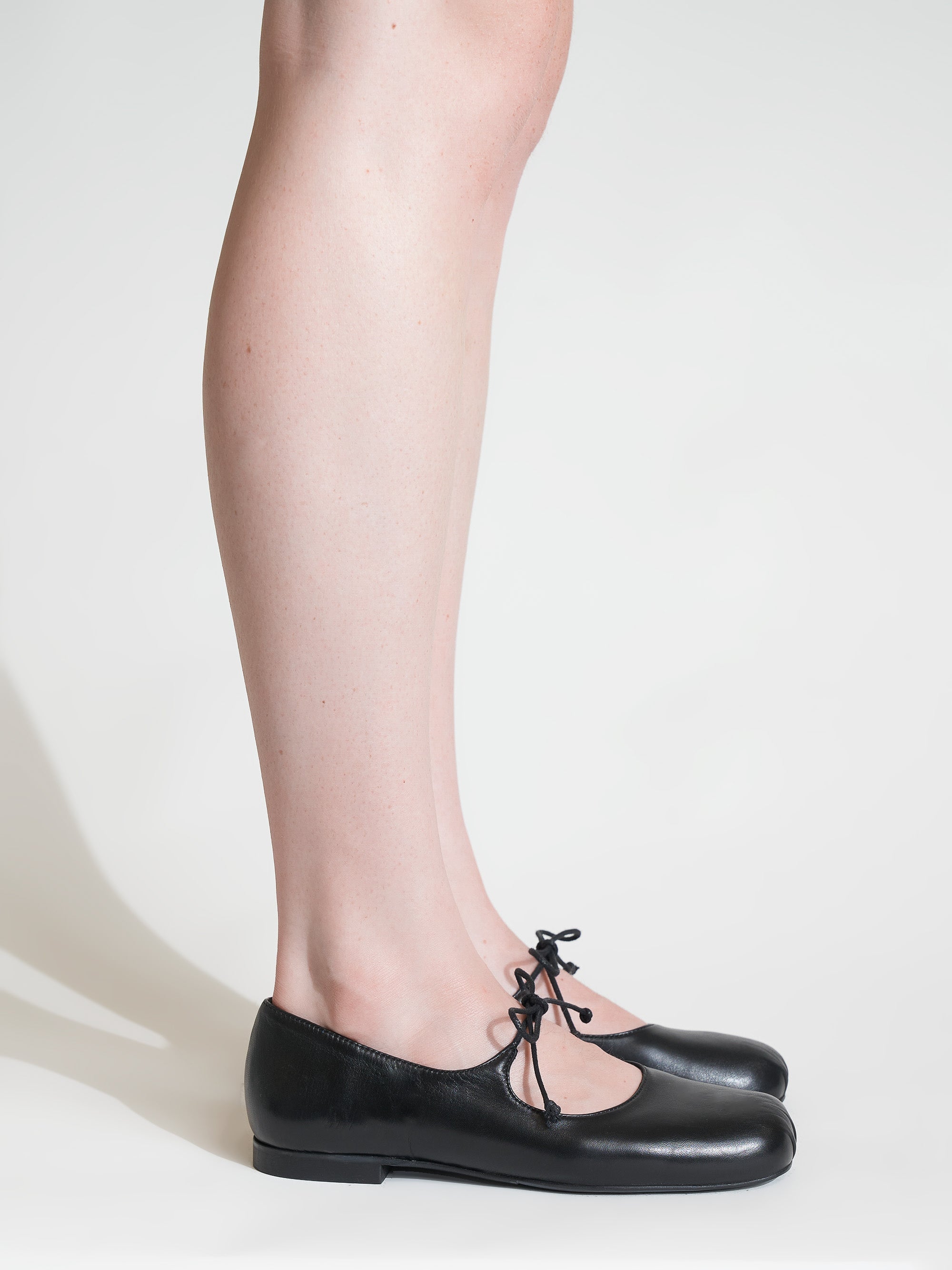 Maguire Gaia Black Ballerina Flats