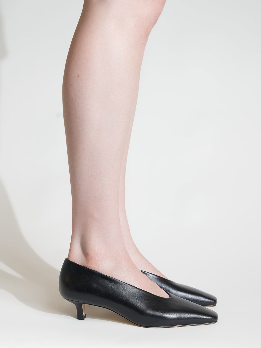Maguire Mariana Pump - Black