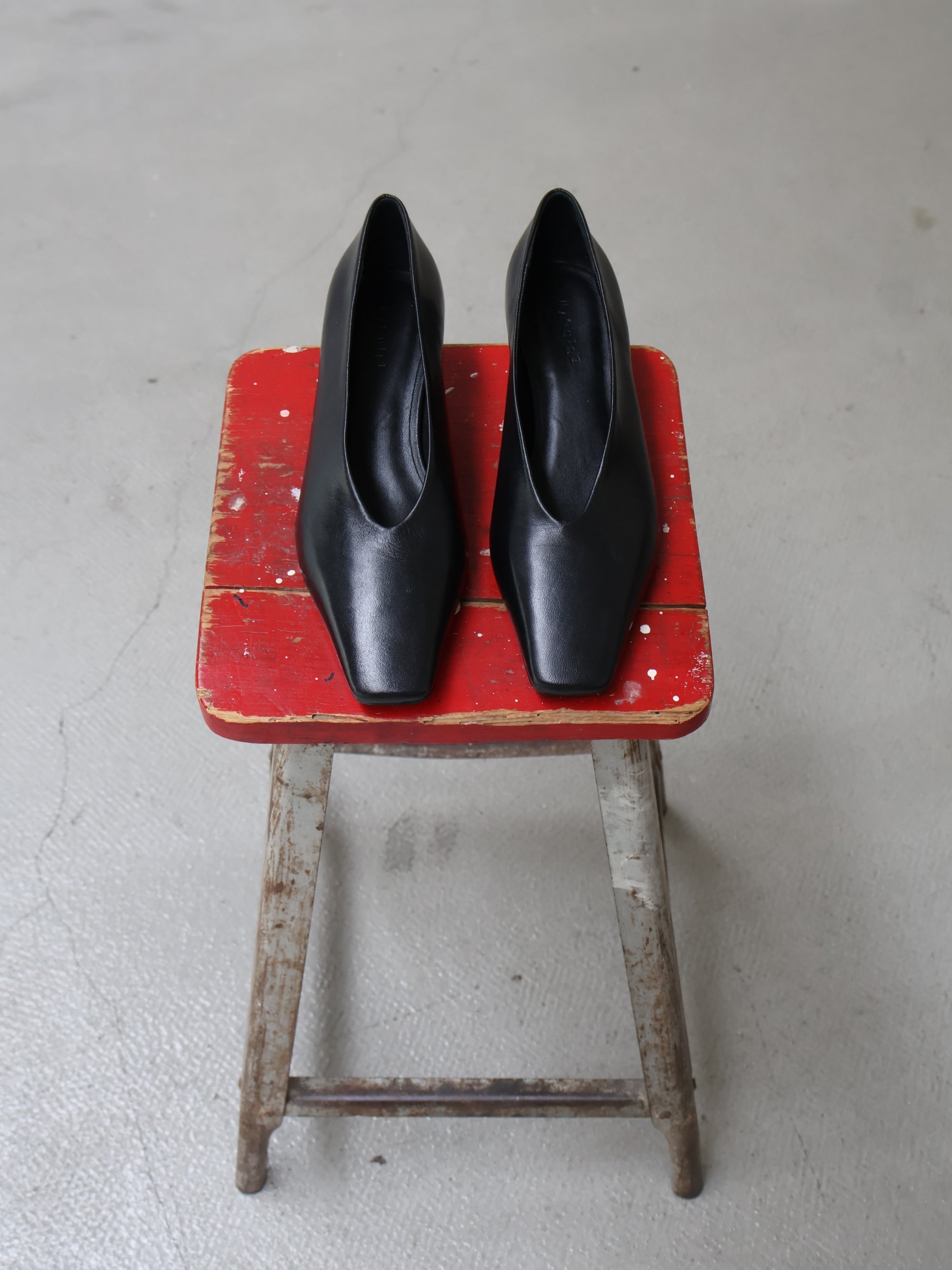 Maguire Mariana Pump - Black
