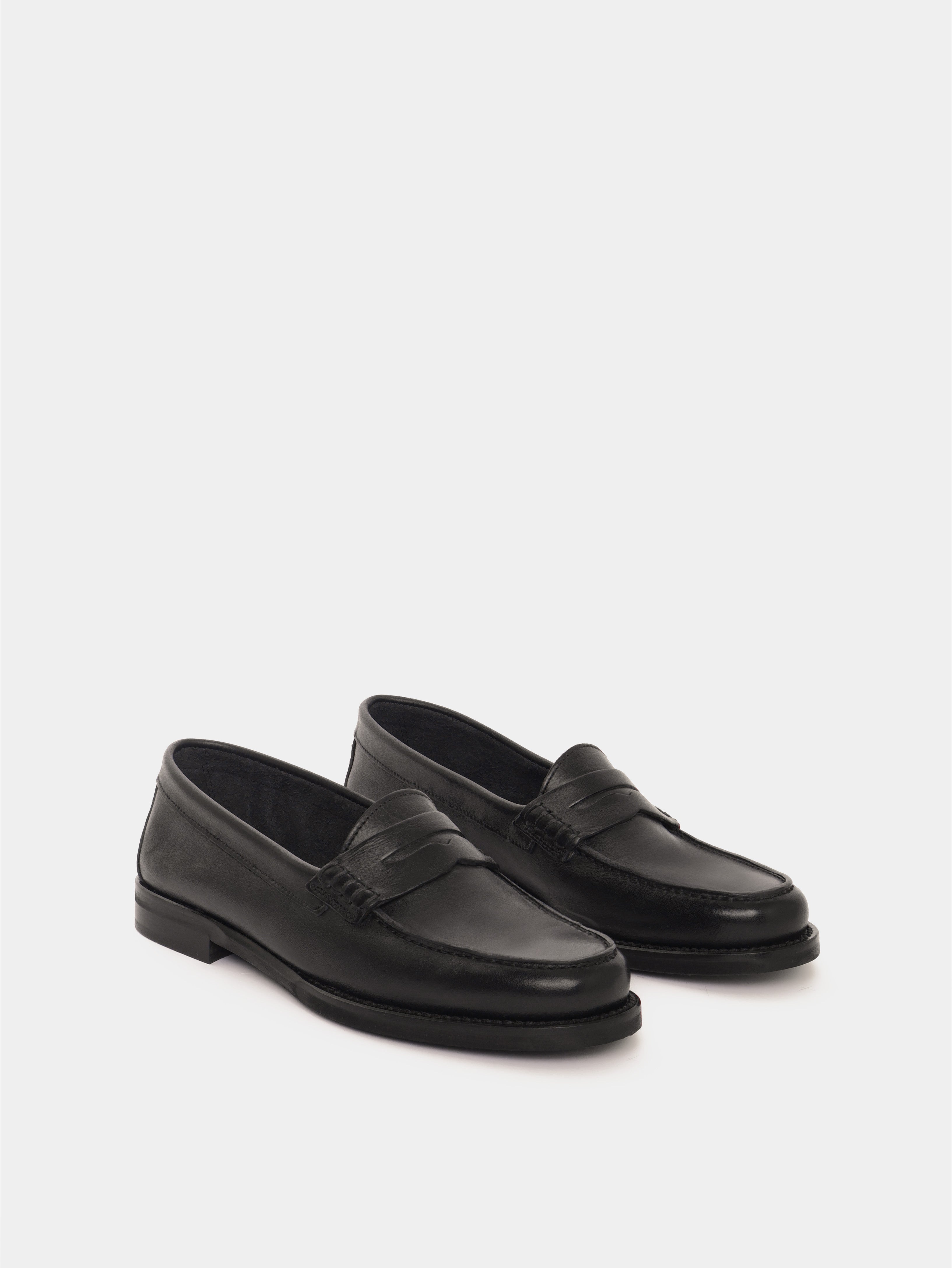 Maguire Napoli Black Loafer - Black