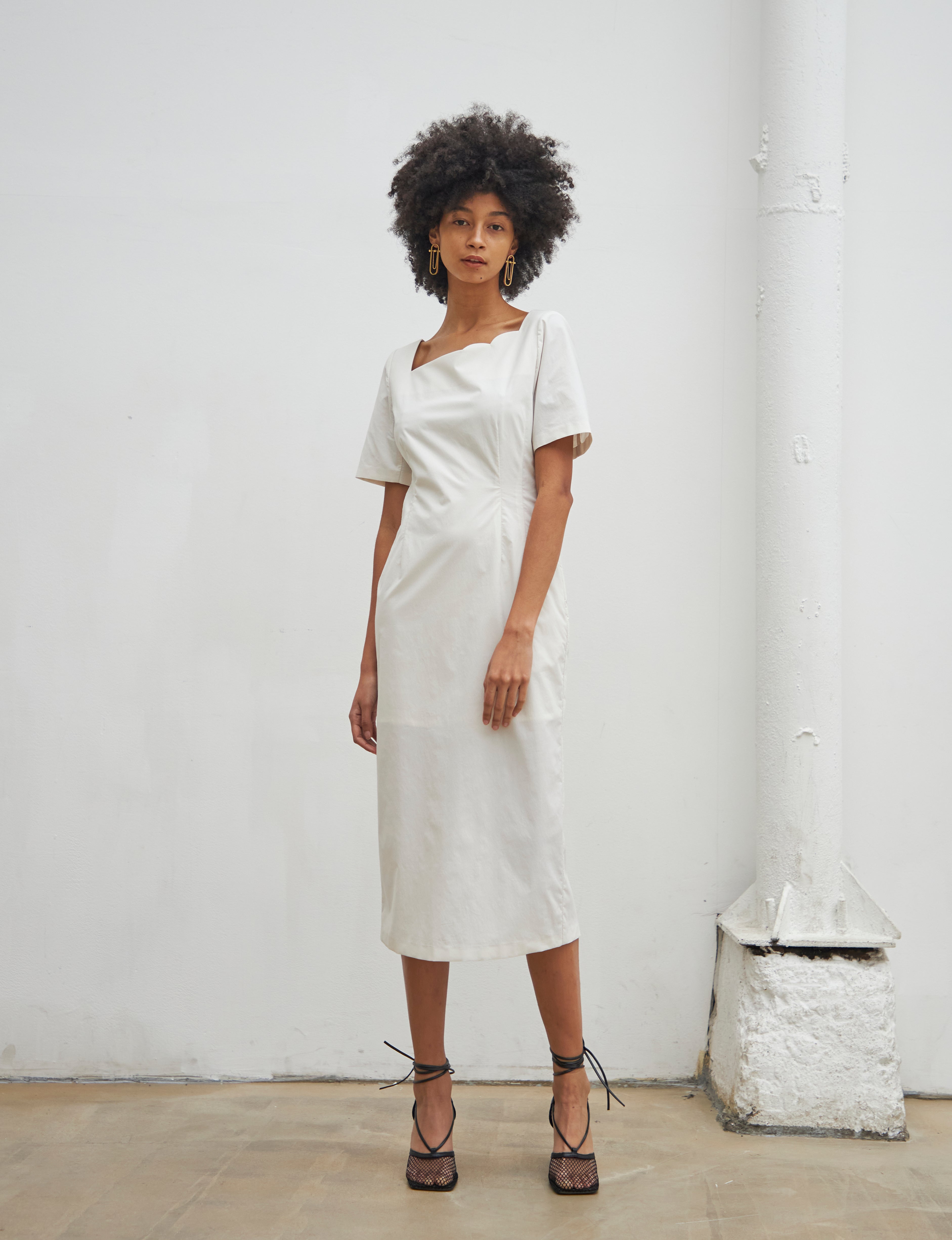Maison De Ines SECOND HALF MOON NECK DRESS - white