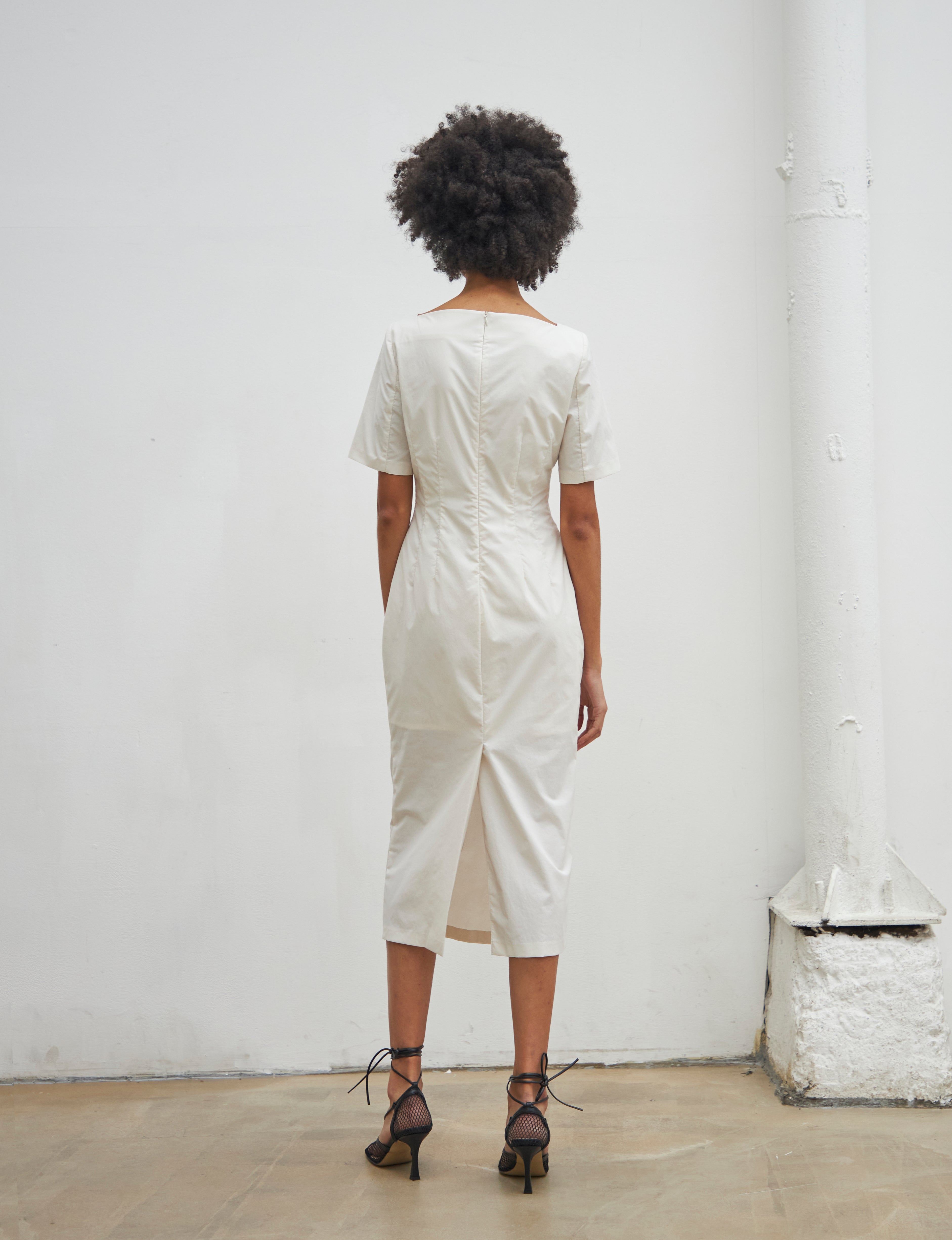 Maison De Ines SECOND HALF MOON NECK DRESS - white