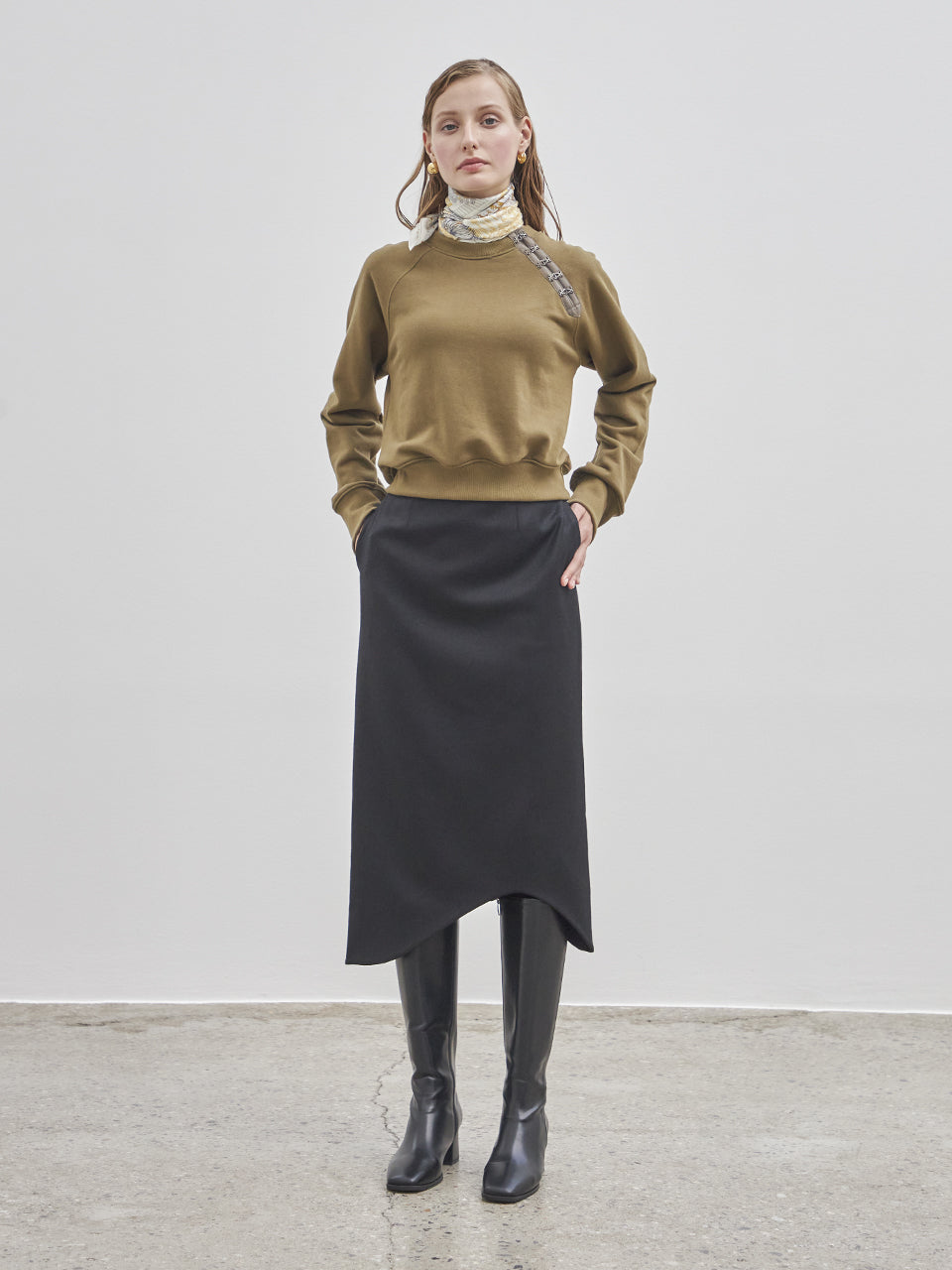 Maison De Ines Side Eyelet Sweatshirt - Khaki 