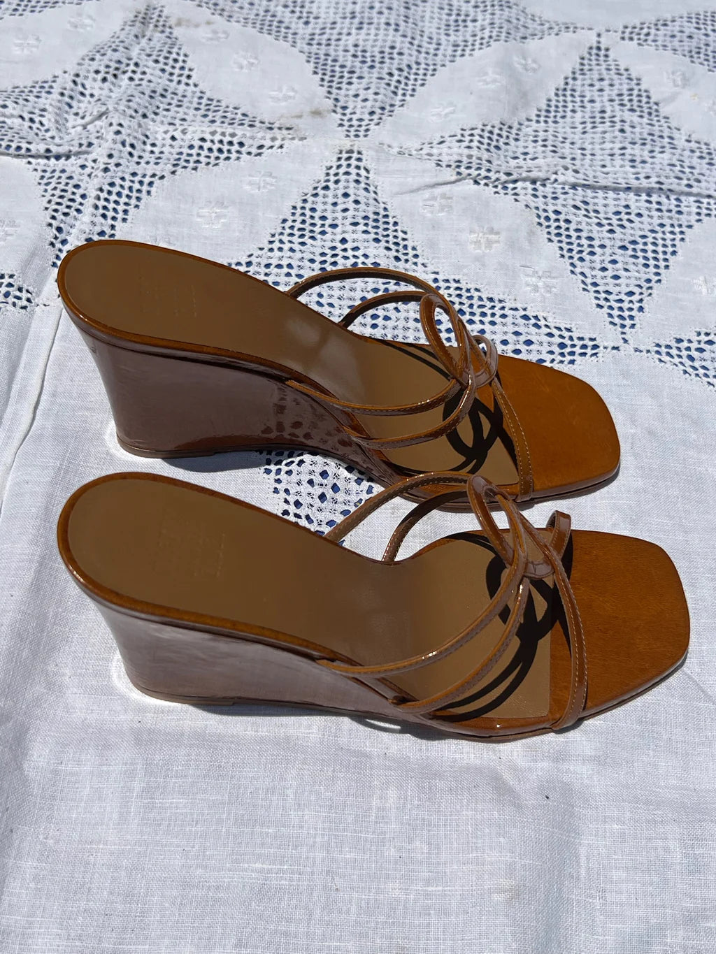 Maryam Nassir Zadeh Opera Wedge - Sella Patent