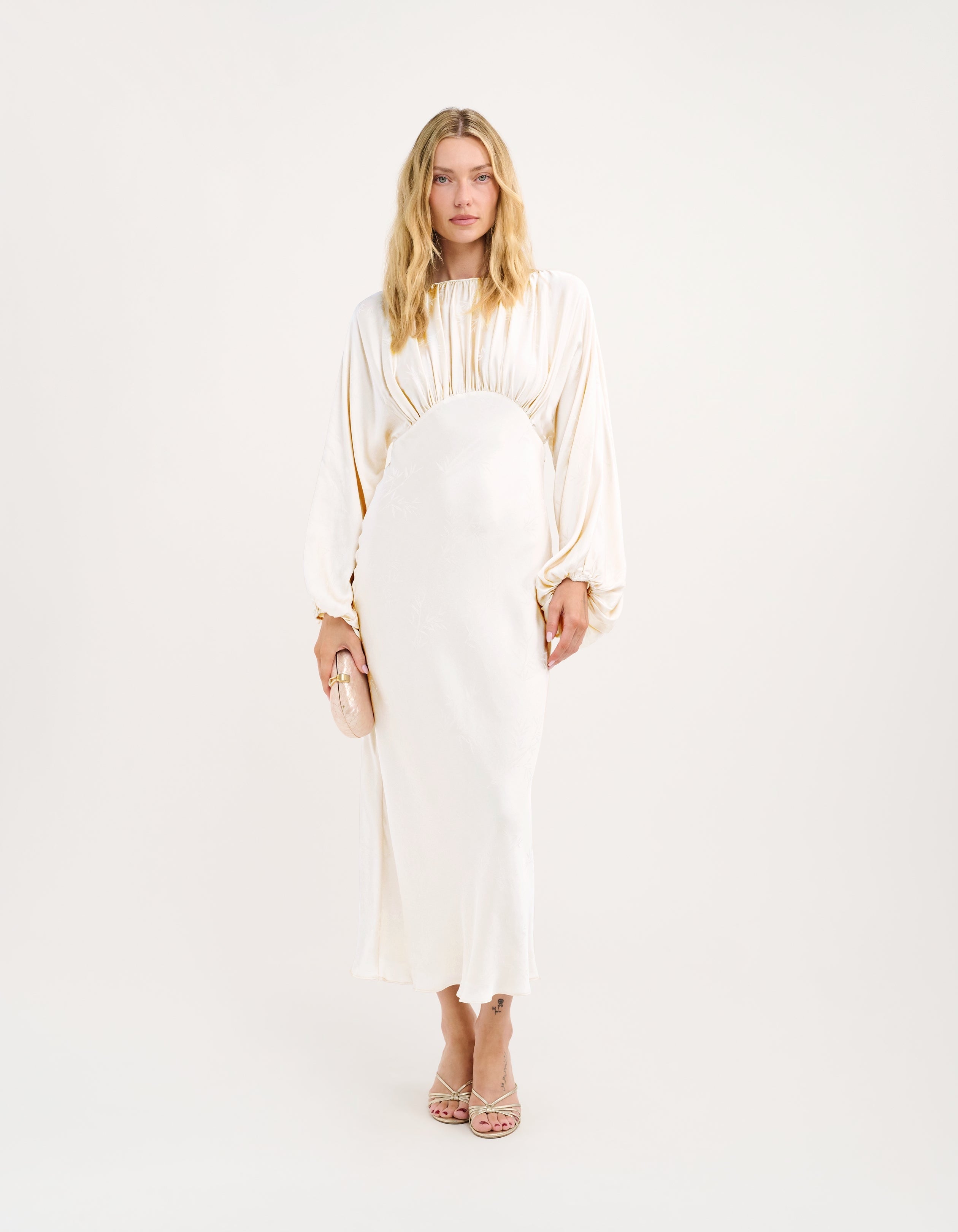 RUMORED Memoire Midi Dress