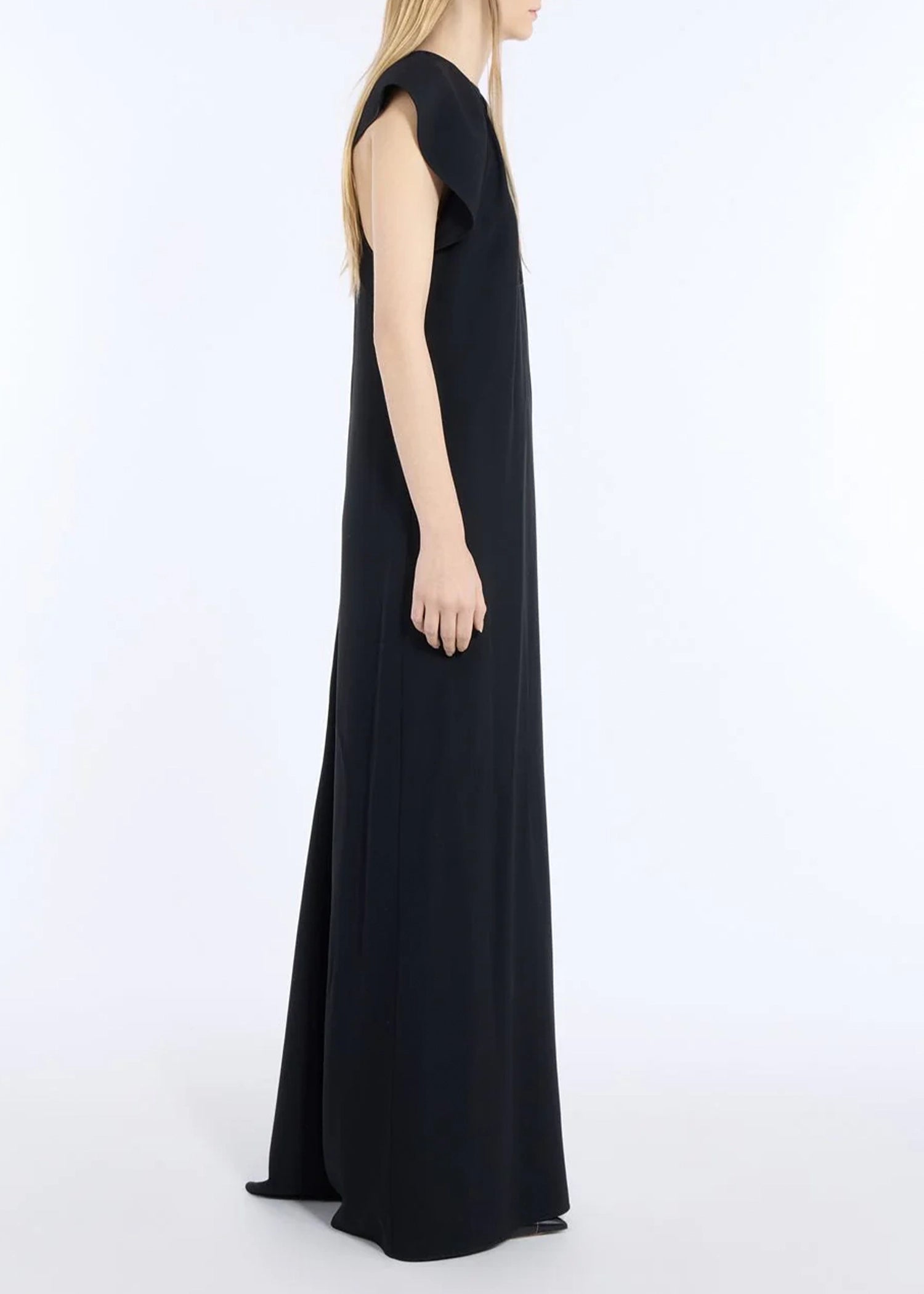 No. 21 H131 Dress - Black