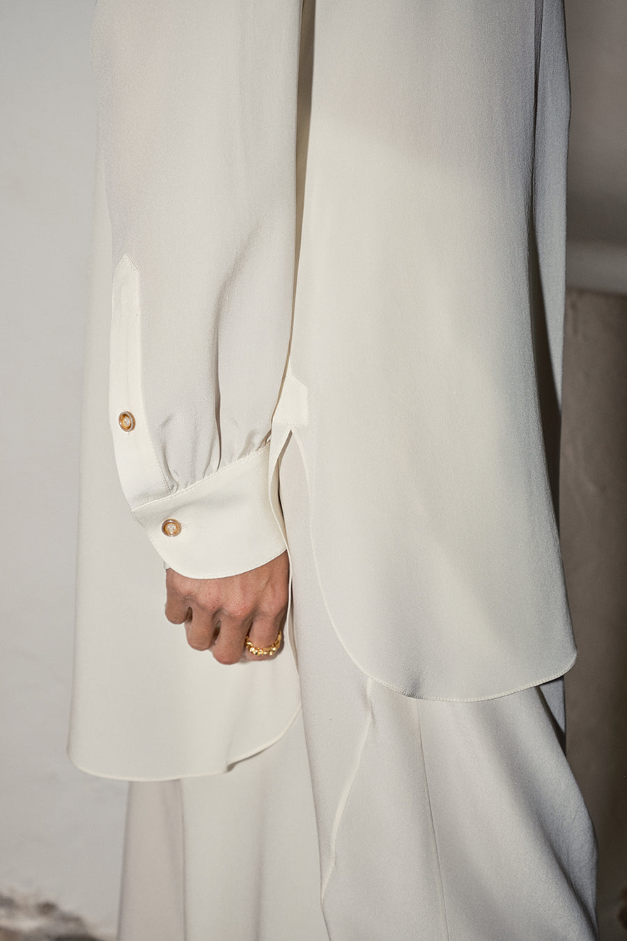 Datura Silk Paul Blouse - Nata