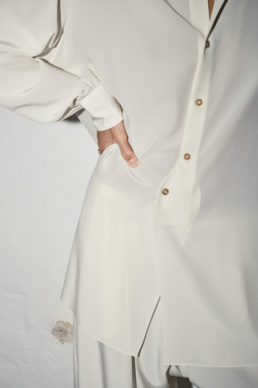 Datura Silk Paul Blouse - Nata