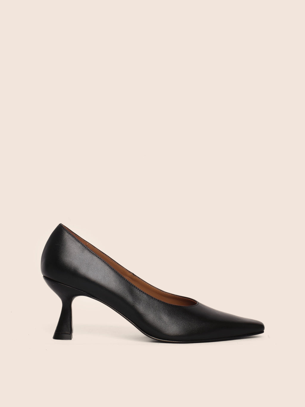 Maguire Navia Heel