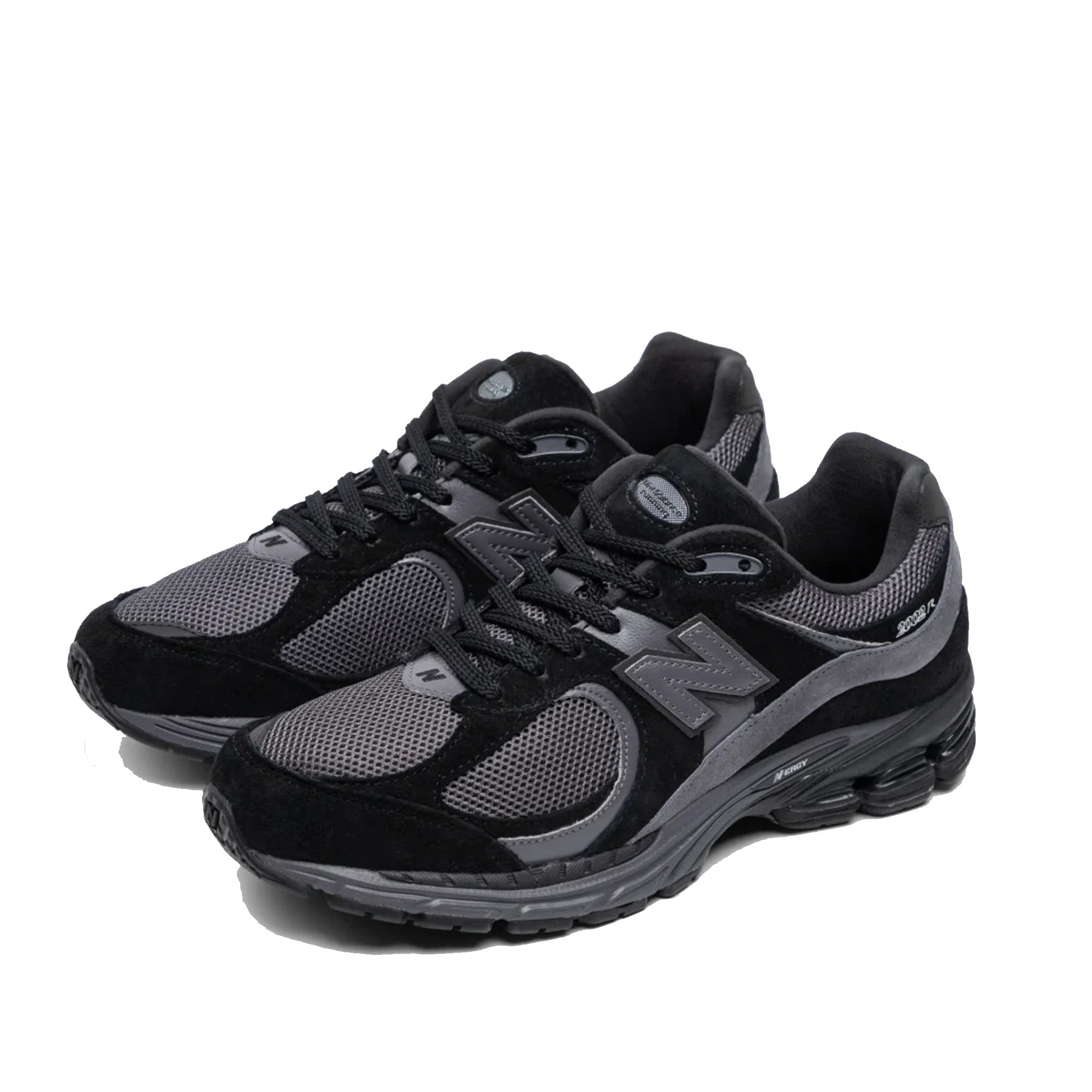 New Balance 2002R Sneaker - Black w/ Magnet