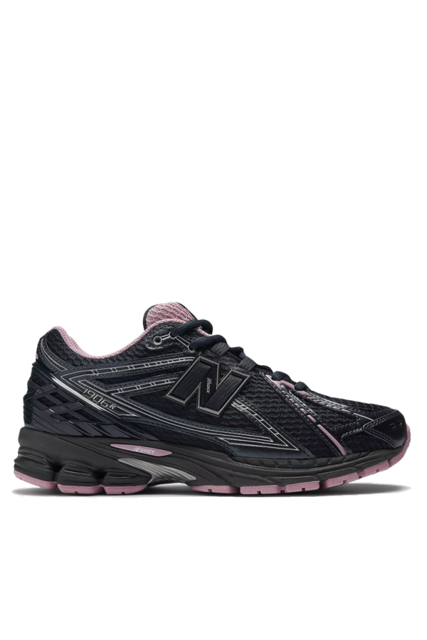 New Balance 1906R Sneakers