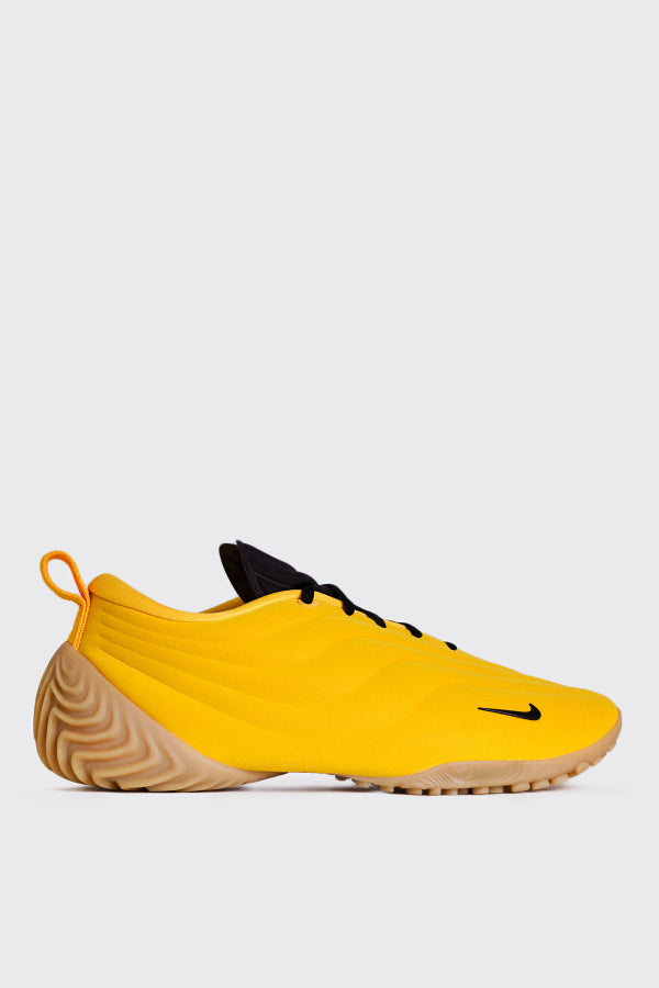 Nike Astra Ultra Sneakers - University Gold/Black