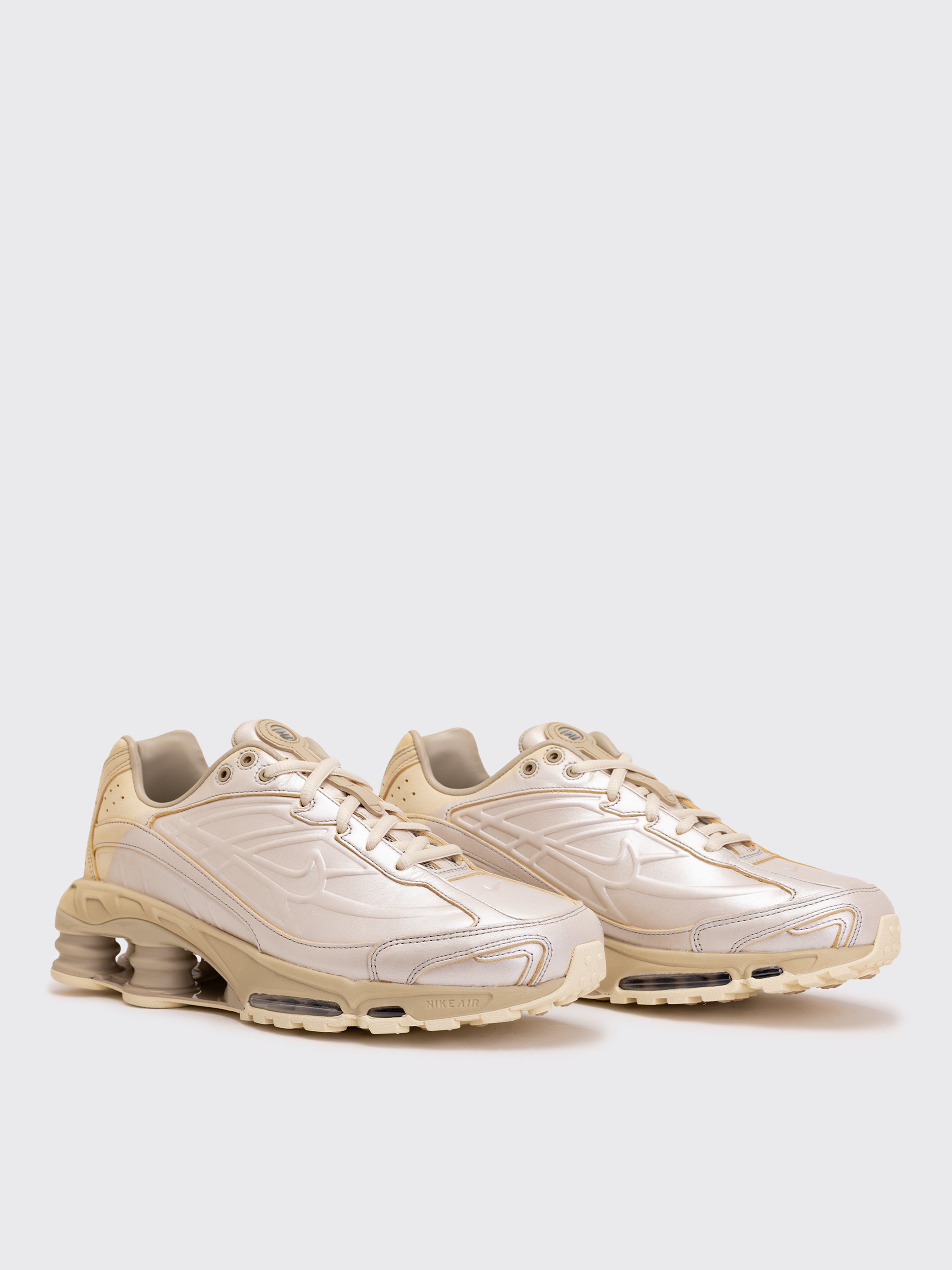 Nike Shox Ride 2 PRM Sneaker - Metallic Silver/LT Khaki-Desert Khaki