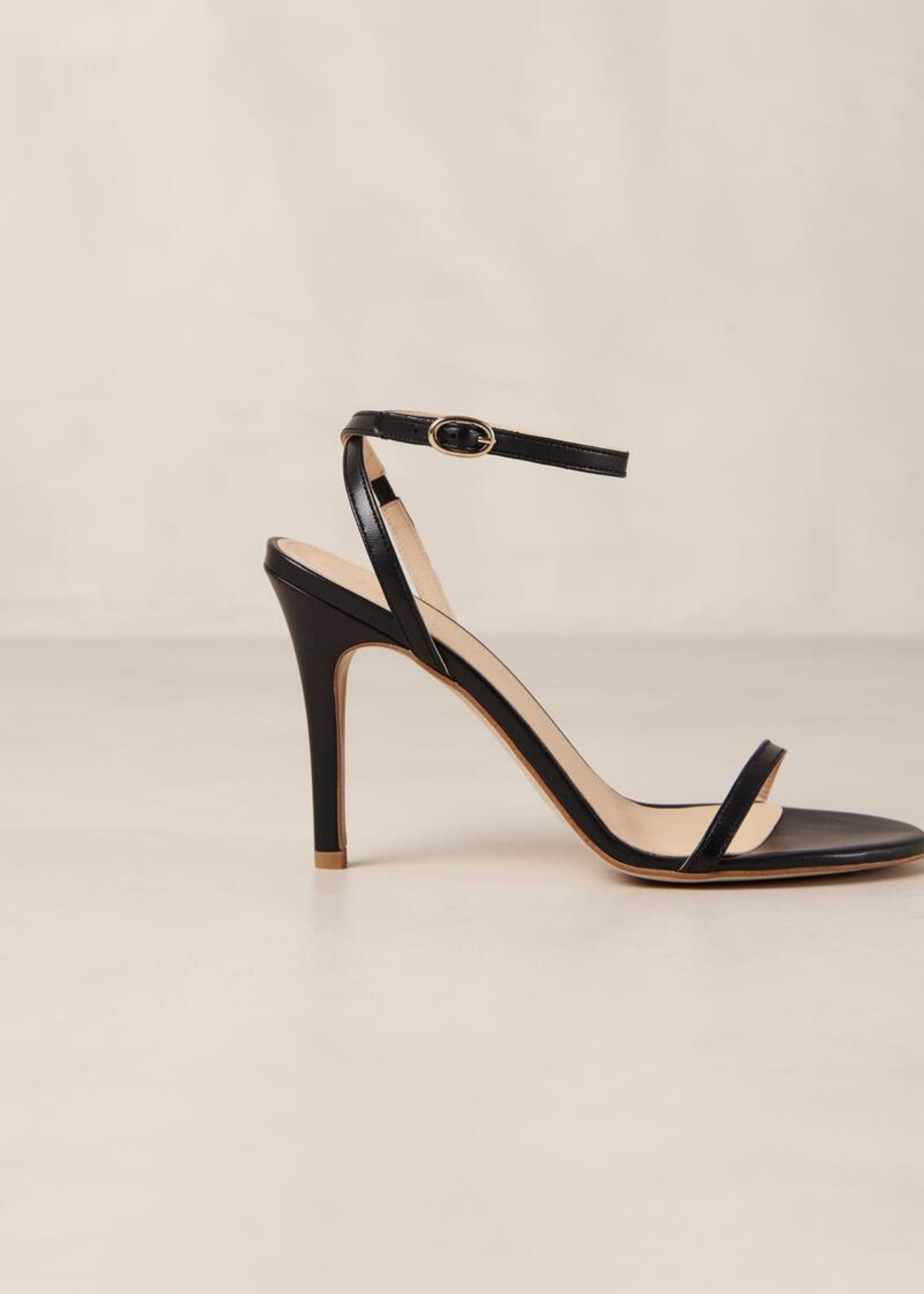 Alohas Otis Leather Sandals - Black