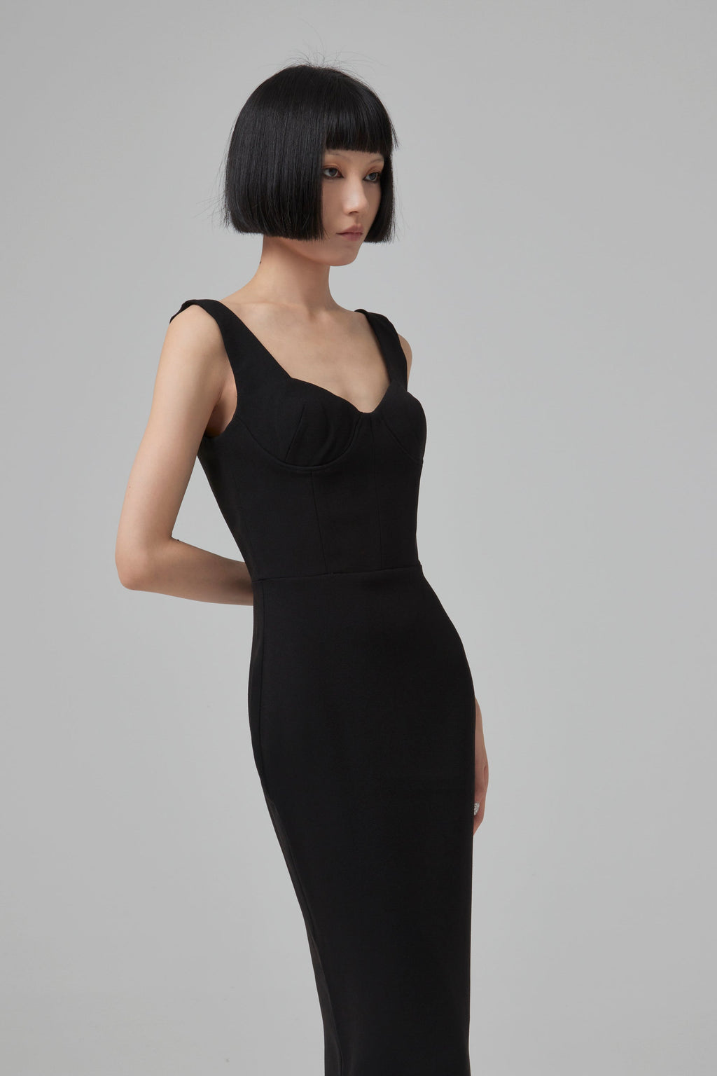ALEX PERRY PAGETT STRETCH CREPE SWEETH - Black
