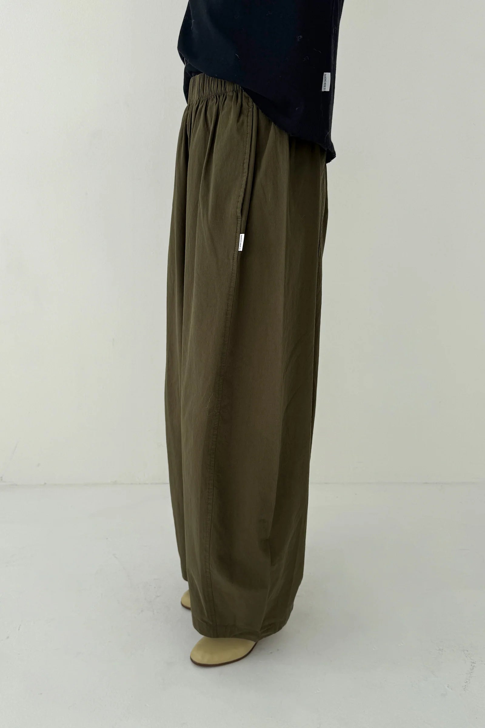 Le Bon Shoppe Parachute Pant - Olive