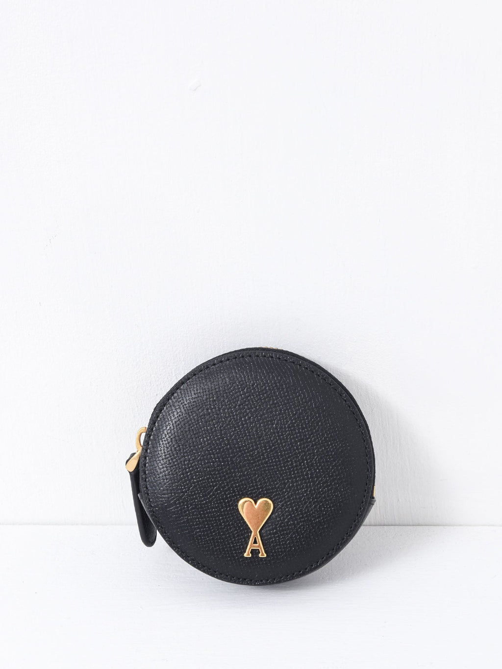 AMI PARIS PARIS ROUND PURSE - BLACK/VIBRATED BRASS