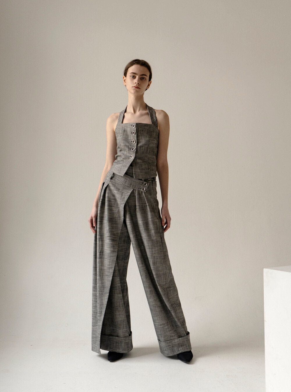 K M by L A N G E PLAID WOOL OPEN BACK VEST - Gray