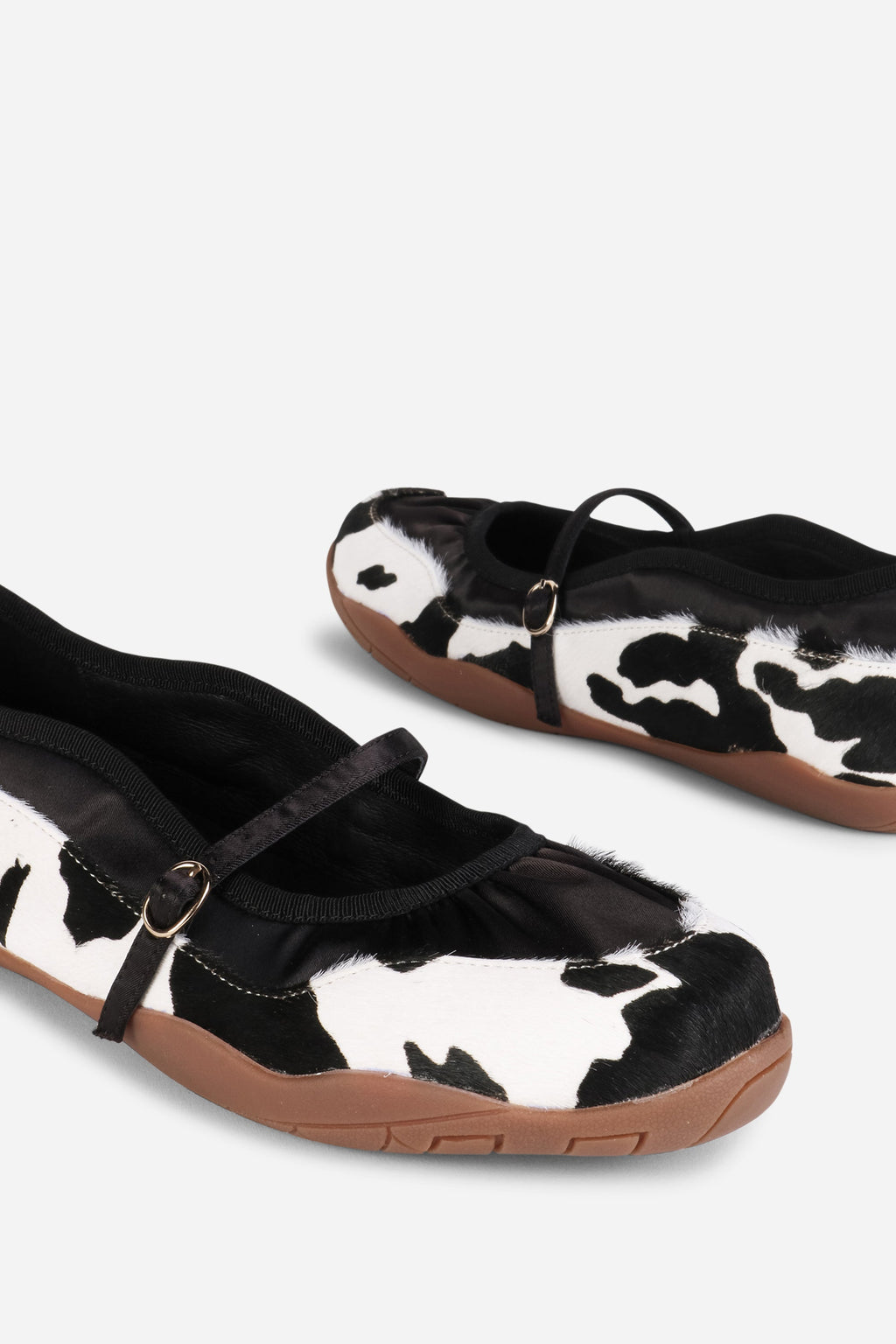 "INTENTIONALLY __________." Pulse Mary Jane Ballet Sneaker - Black Moo