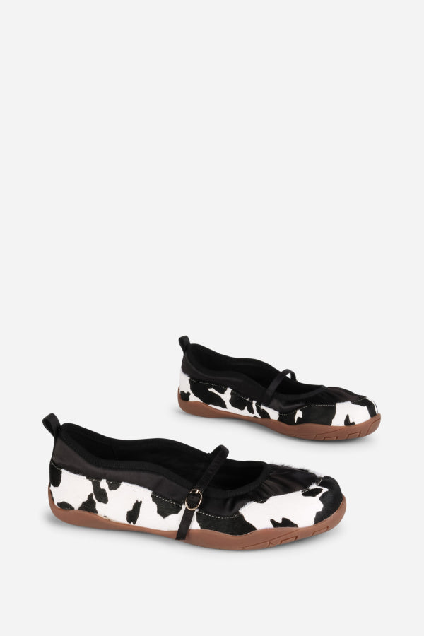 "INTENTIONALLY __________." Pulse Mary Jane Ballet Sneaker - Black Moo