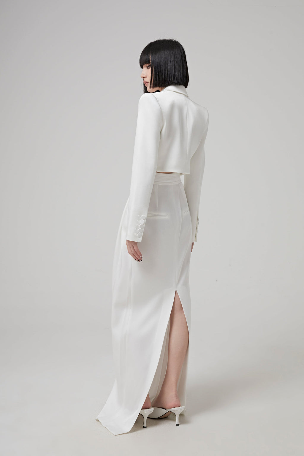 ALEX PERRY Pure White Slit Long Skirt