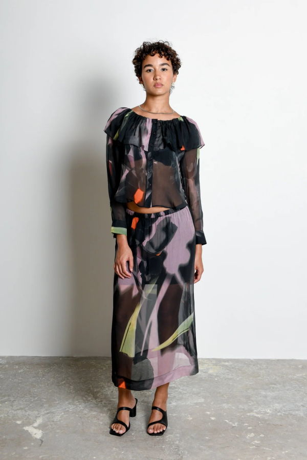Untitled in Motion Perennia Top - Shadow Iris