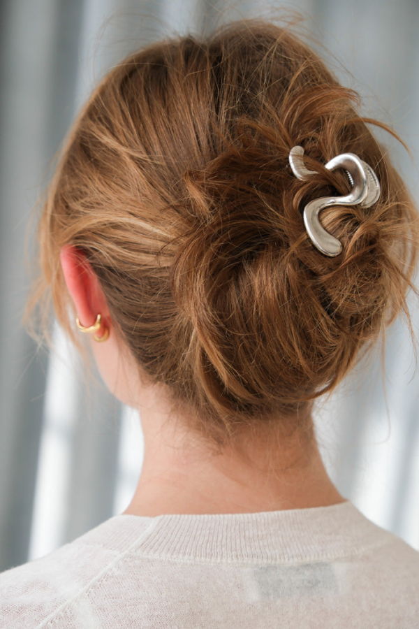 Pipe & Row Wavey Metal Hair Claw - Silver