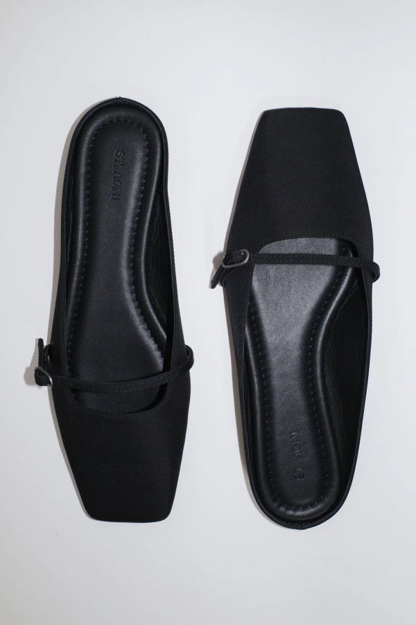 St. Agni Plié Flat