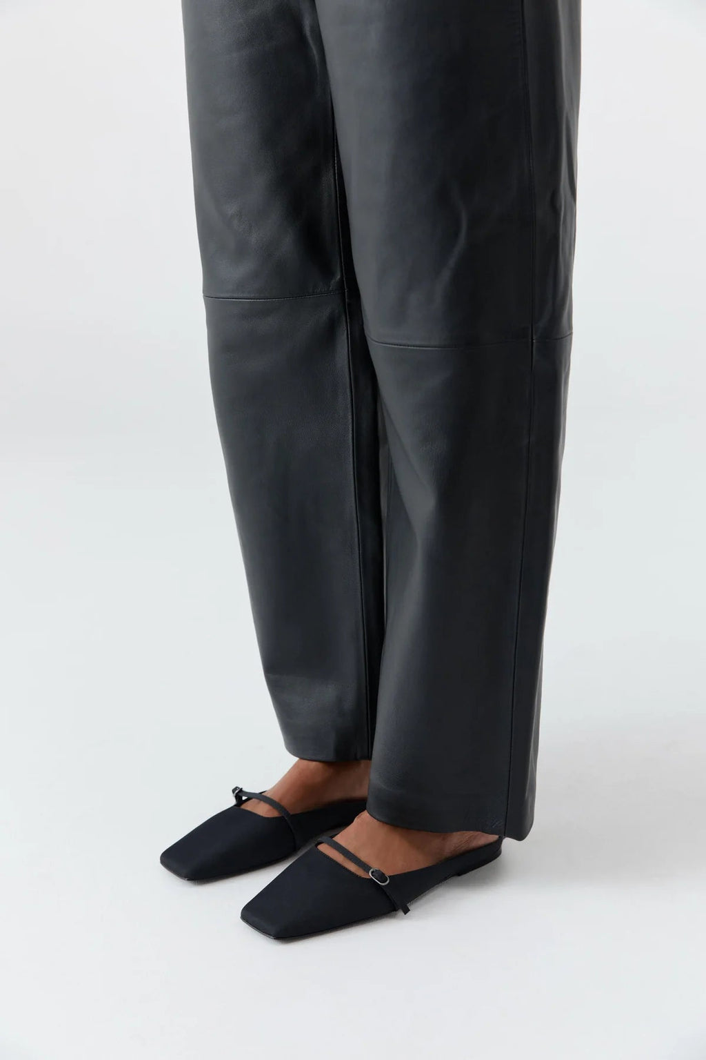 St. Agni Plié Flat