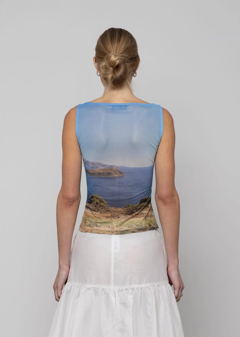 Esthé Printed Mesh Boat Neck Top
