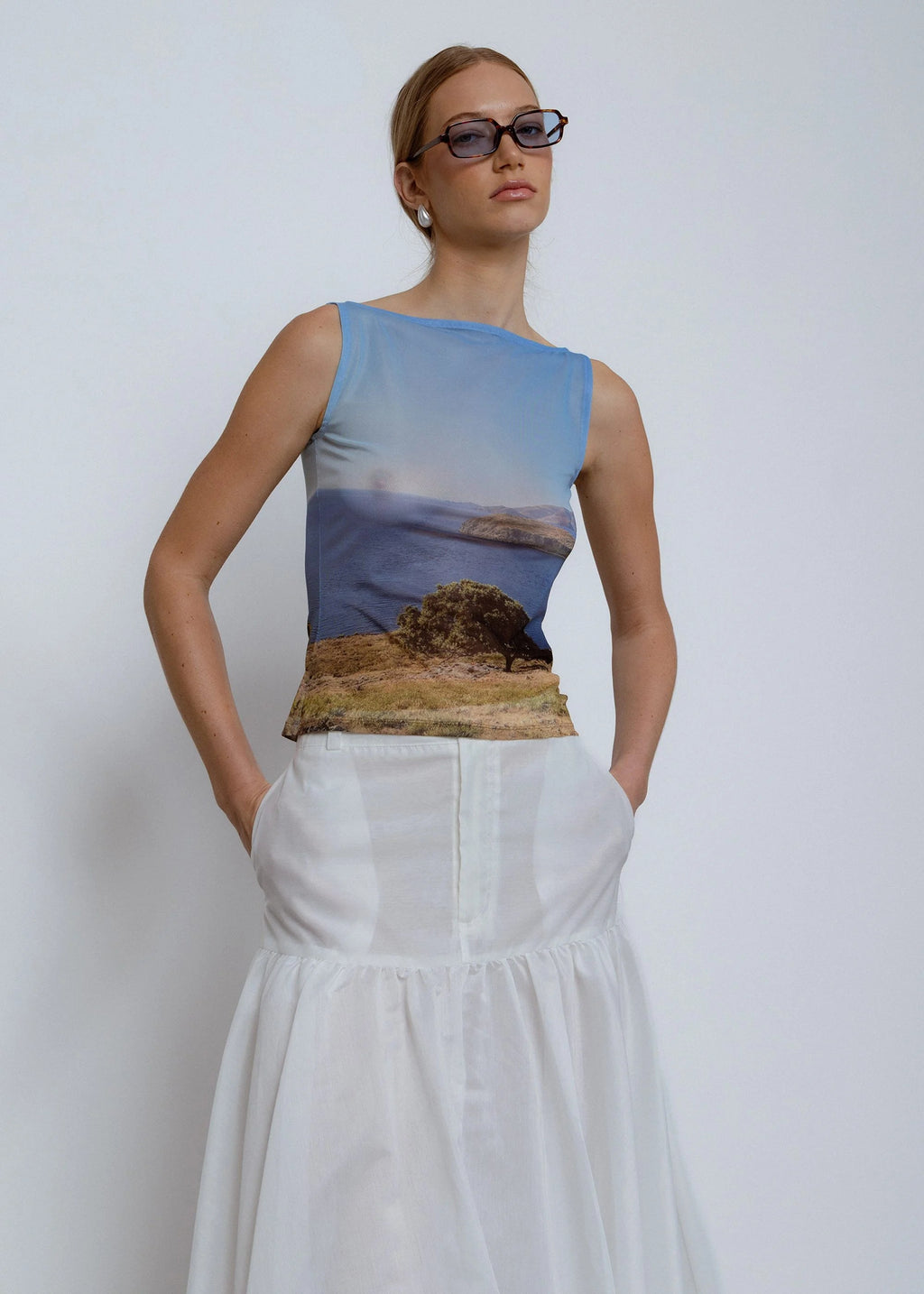 Esthé Printed Mesh Boat Neck Top