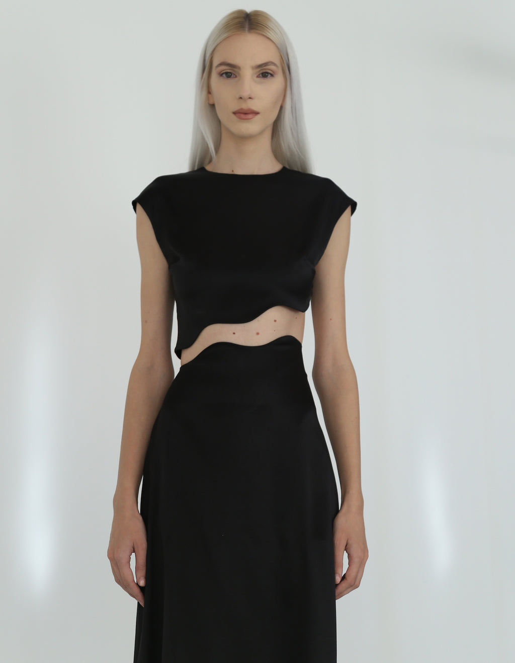 MAET  RHEA Silk Top - Black